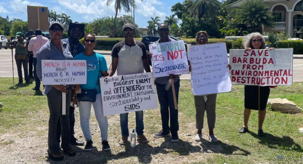 front barbuda protest 12